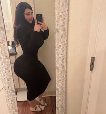 Leaked Sophia summers private photo viral onlyfans