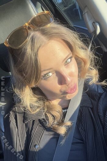 Leaked Sophiawestend private photo viral onlyfans
