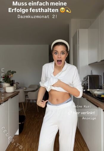 Leaked Sophie breuer private photo viral onlyfans
