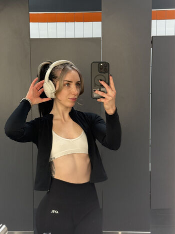 Leaked Sophie burrell page private photo viral onlyfans