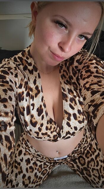 Leaked Sophie forster private photo viral onlyfans