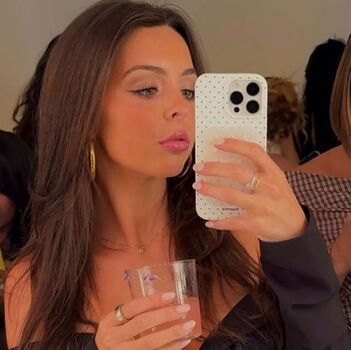 Leaked Sophie glasser page private photo viral onlyfans