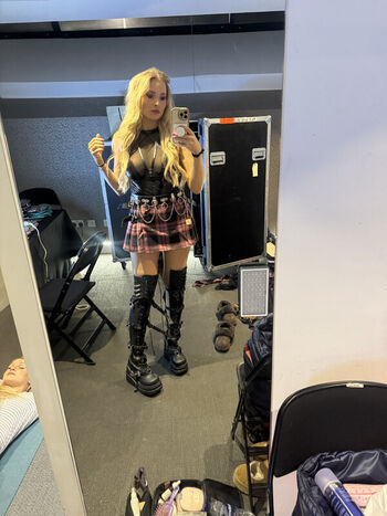 Leaked Sophie lloyd private photo viral onlyfans