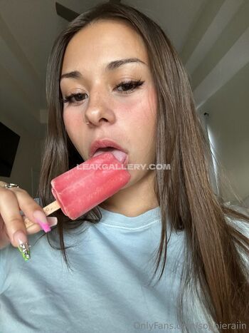 Leaked Sophie rain  page private photo viral onlyfans