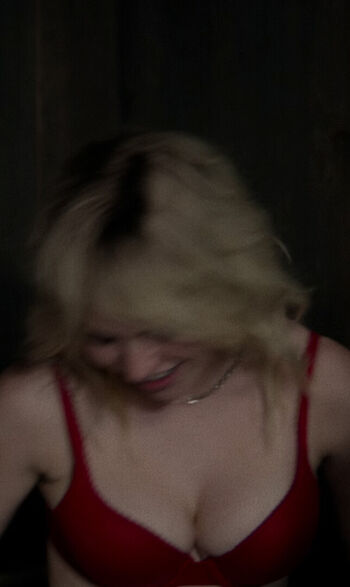 Leaked Sophie thatcher page private photo viral onlyfans