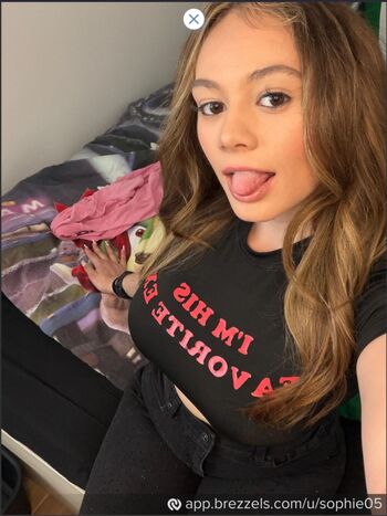Leaked Sophie page private photo viral onlyfans