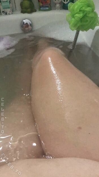 Leaked Sophieschmande page private photo viral onlyfans