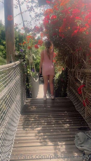 Leaked Sophiesin private photo viral onlyfans
