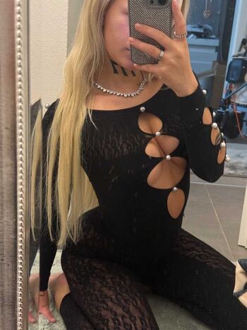 Leaked Sophioosh  page private photo viral onlyfans