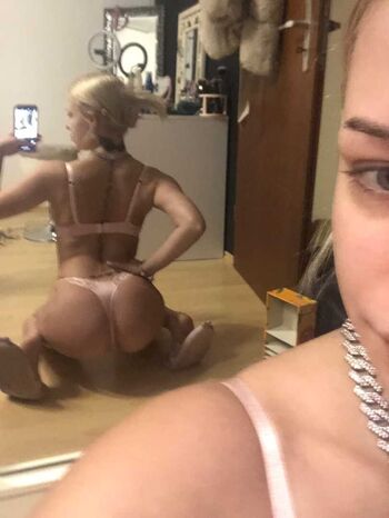 Leaked Sophioosh  page private photo viral onlyfans