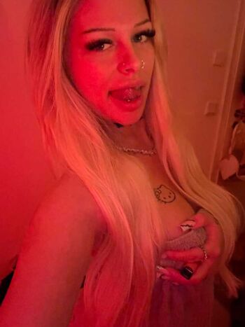 Leaked Sophioosh  page private photo viral onlyfans