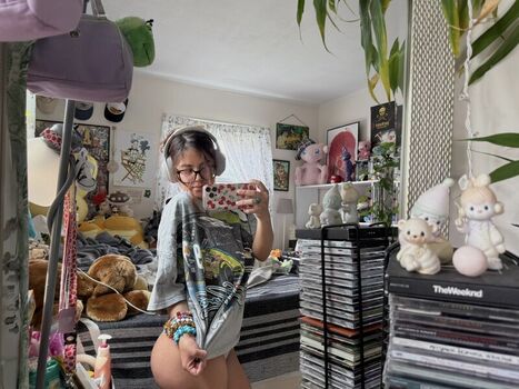 Leaked Spritdesire page private photo viral onlyfans
