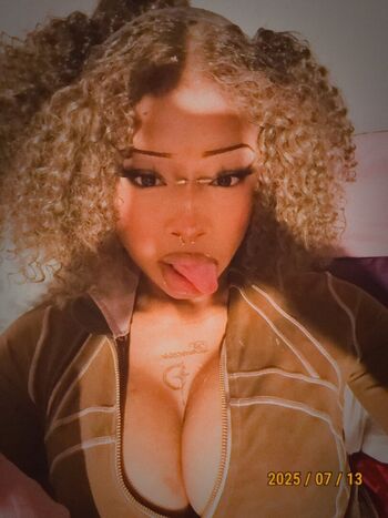 Leaked Spendforlayla private photo viral onlyfans
