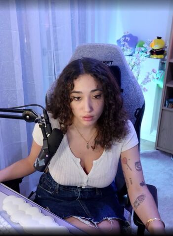 Leaked Spicy honey private photo viral onlyfans