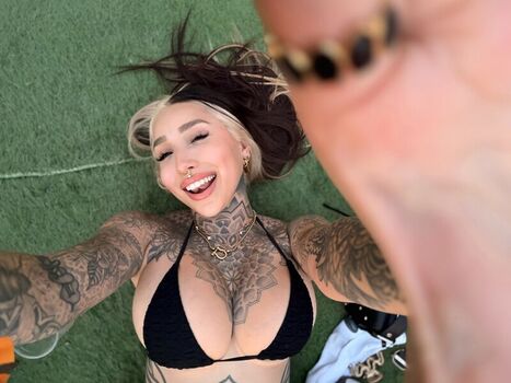 Leaked Split tongue bri private photo viral onlyfans