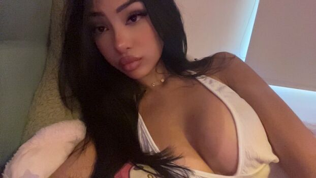 Spoil kiara