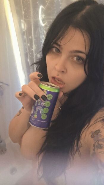 Leaked Spookshowbebe private photo viral onlyfans