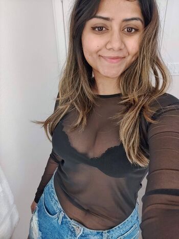 Leaked Srishti sharma page private photo viral onlyfans