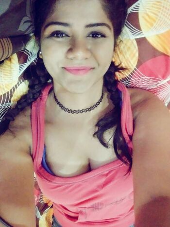 Leaked Srishti sharma page private photo viral onlyfans