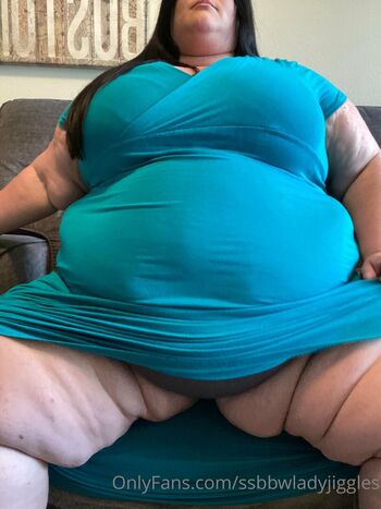 ssbbwladyjiggles
