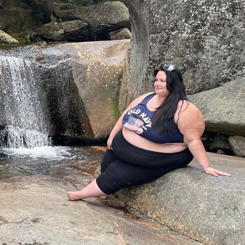 ssbbwladyjiggles