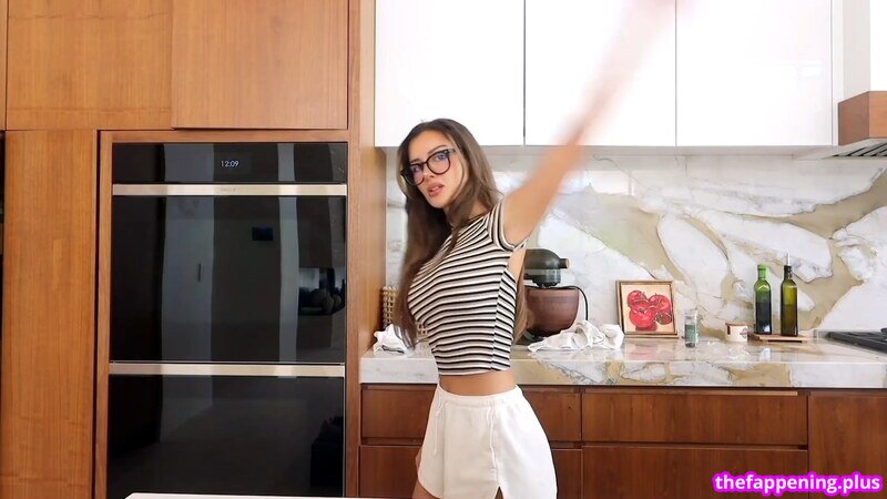 Sssniperwolf Çıplak OnlyFans Fotoğrafı #272