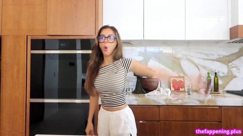 Sssniperwolf Naken OnlyFans Foto #286