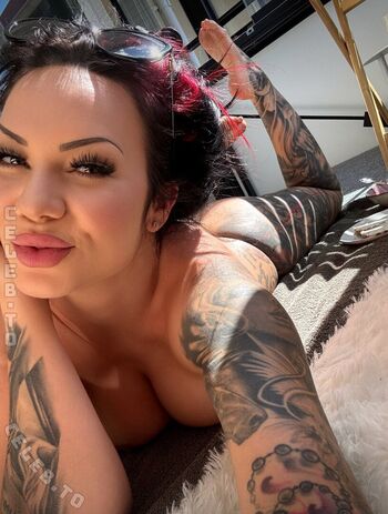 Starfuckedmodel