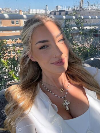 Leaked Starletnova  page private photo viral onlyfans