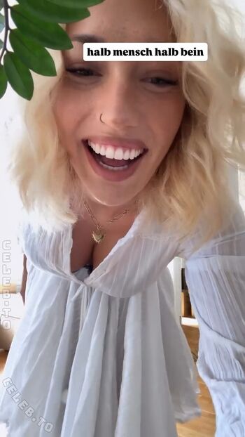 Leaked Starletnova private photo viral onlyfans