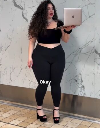 Leaked Startwithannah private photo viral onlyfans