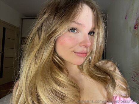 Leaked Stassie blossom private photo viral onlyfans