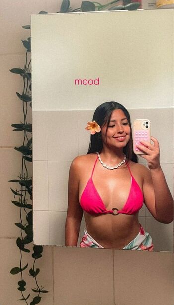 Stefanny Caldas