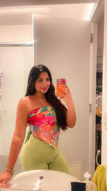 Stefanny Caldas