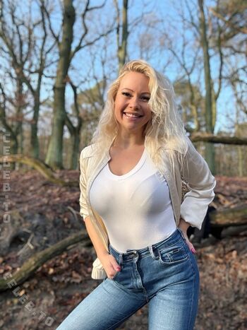 Leaked Steffi landerer private photo viral onlyfans