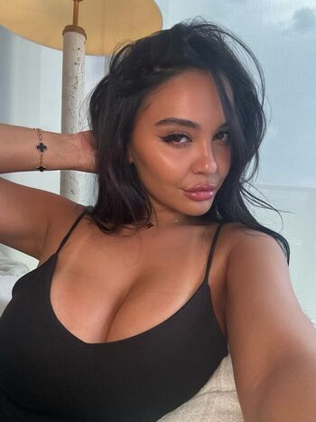 Stella Hudgens