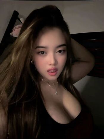 Stephanie Lee