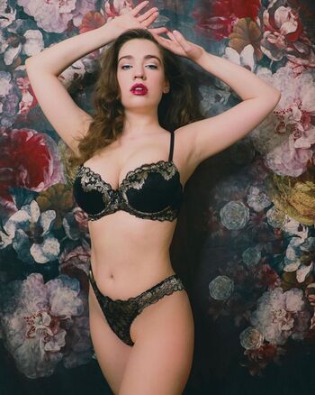 Stephanie Oustalet