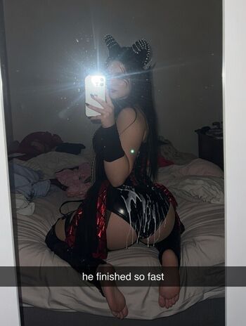 Stephanie Vaquer
