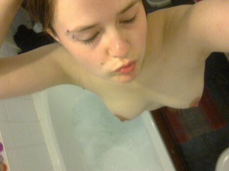 Leaked Stephanie wootton page private photo viral onlyfans