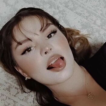 Leaked Stephany ailyn carrillo private photo viral onlyfans