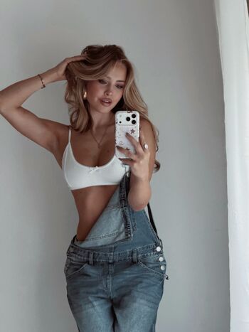 Leaked Sterre meije private photo viral onlyfans