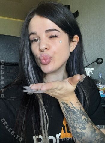 Leaked Stonemlina page private photo viral onlyfans