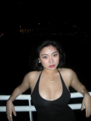 Leaked Strawbeary th page private photo viral onlyfans