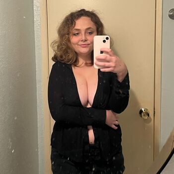 Leaked Strawberrysweetmilk private photo viral onlyfans