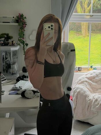 Leaked Strawbz private photo viral onlyfans