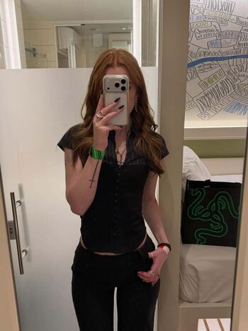 Leaked Strawbz private photo viral onlyfans