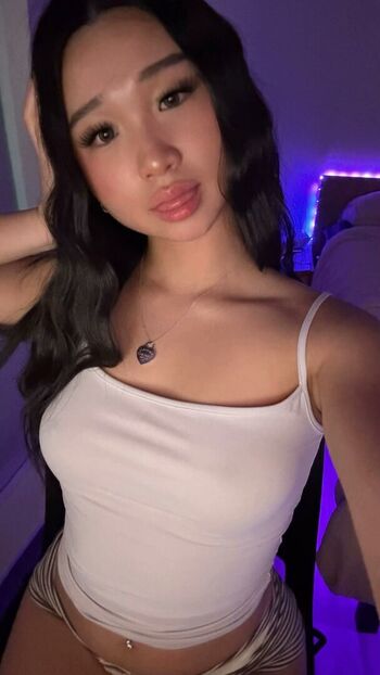 Leaked Sua lee private photo viral onlyfans