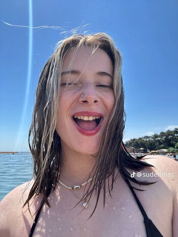 Leaked Sude elmas page private photo viral onlyfans