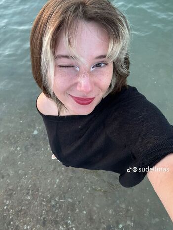 Leaked Sude elmas private photo viral onlyfans